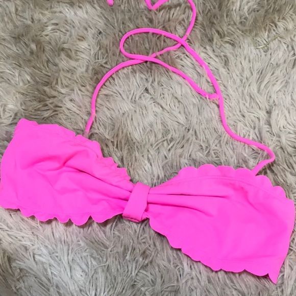 LA Hearts| Neon Pink Scalloped Bikini Top Medium - Picture 2 of 9